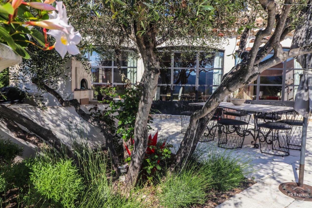 Mas De Provence En Riviera Otel La Roquette-sur-Var Dış mekan fotoğraf